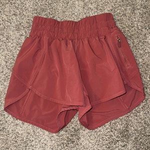 pink lulu shorts
